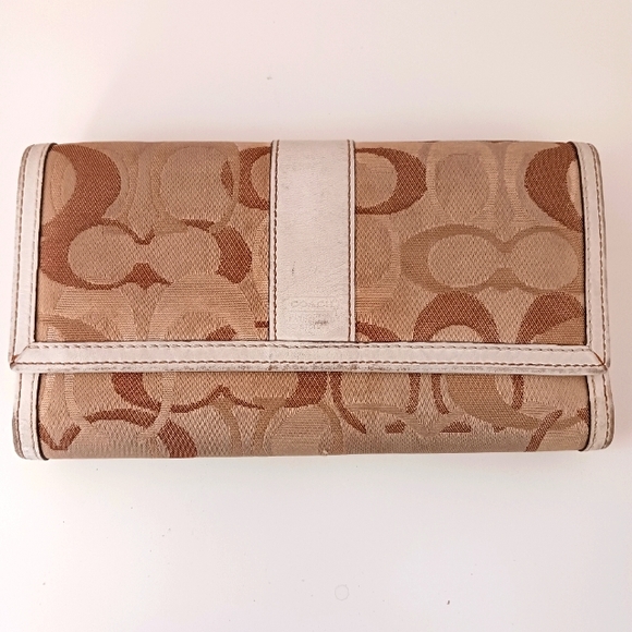 Coach Signature Checkbook Wallet - Picture 1 of 10